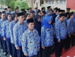 Tidak tanggung-tanggung, ada sanksi hukuman disiplin pegawai dan ancaman sanksi pidana bagi ASN yang melanggar netralitasnya dalam Pertarungan Pilkada