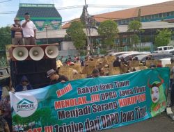 RPKR Gelar Demonstrasi di DPRD Jatim, Desak Pemberantasan Korupsi