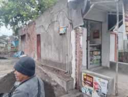 Warga Terisolasi di Besuki, Situbondo. Akses Jalan Tertutup, Anak-anak Sulit ke Sekolah