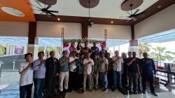 Pisah Sambut Kapolsek Besuki Berlangsung Meriah, Diwarnai Hiburan dan Penyerahan Cinderamata