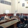 Eko Siti Jenar Dobrak Rapat Banmus DPRD Situbondo, Kritik Kunker dan Tuntut Efisiensi